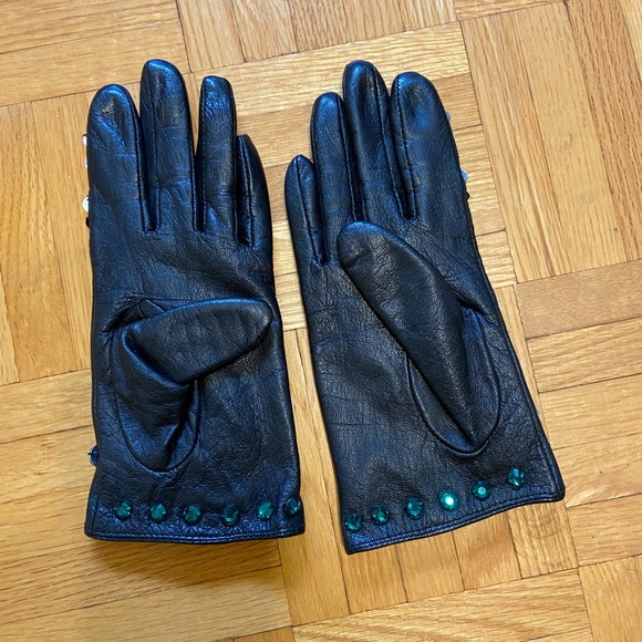 H&M gem leather gloves ✨ - Picture 2 of 5